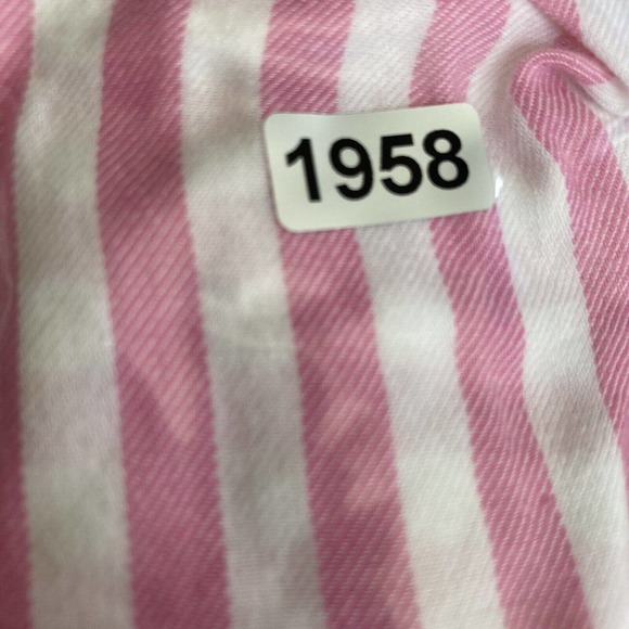 Old Navy V Neck Vertical Striped Button up womens Size XXL Pink White - Picture 11 of 11